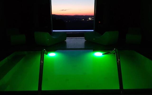 Sunset Suite SPA (Adults Only)
