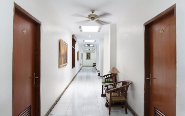 OYO 154 Griya Patria Guest House