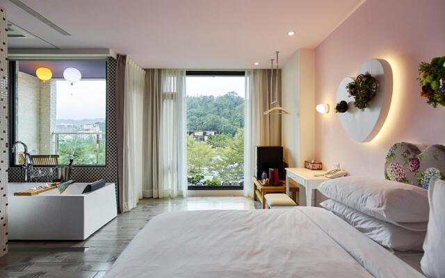 Han Yan Design Hotel