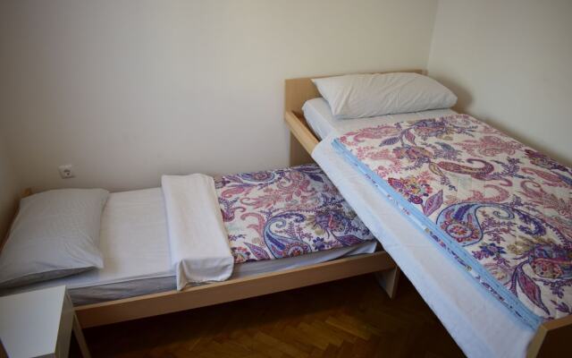 Apartment Blue Orchid