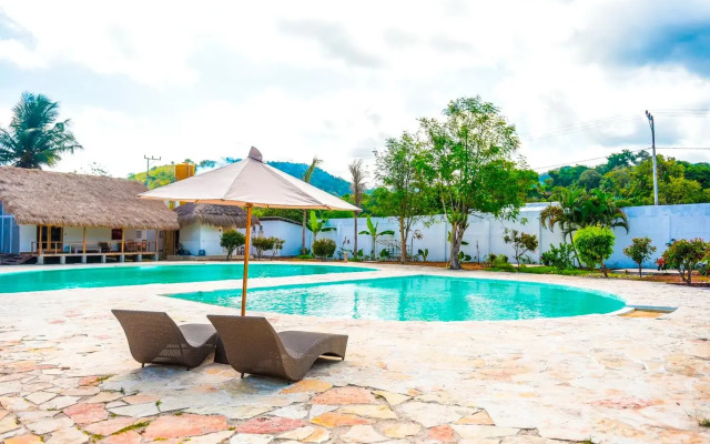 Rua Beach Resort Sumba