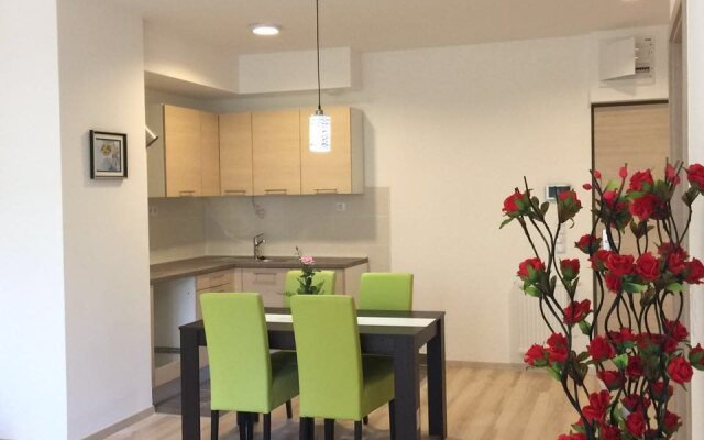 Corvin Rose Apartment Hotel