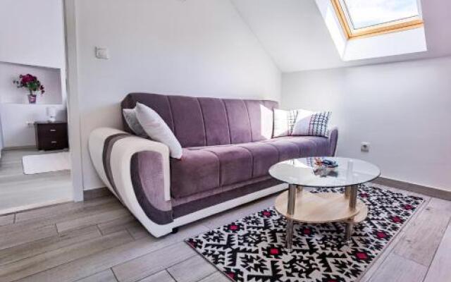 Stone House Varos Apartments