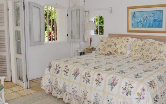 Villa Buttsbury House