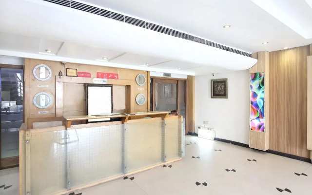 OYO Rooms Hussainpura Bridge