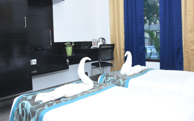 Capital O 605 Hotel Camria