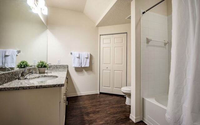 Amazing Townhome! - Lucaya Village - 3213WA