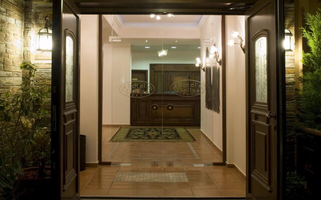 Dellas Boutique Hotel