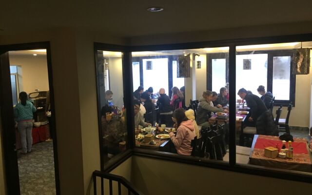 Sapa Hills Hotel