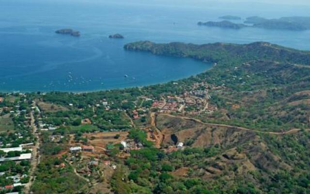 Las Colinas de Playas del coco