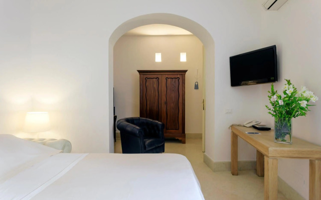 Palazzo Brunaccini Boutique Hotel