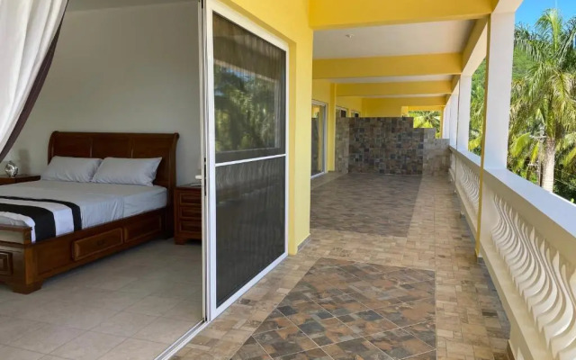 Spring Garden Mobay Resort Luxurious Apartments
