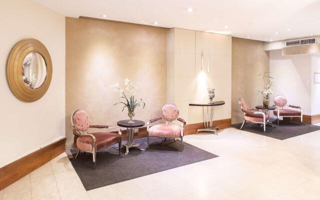 Seasons Darling Harbour Sydney Apartments