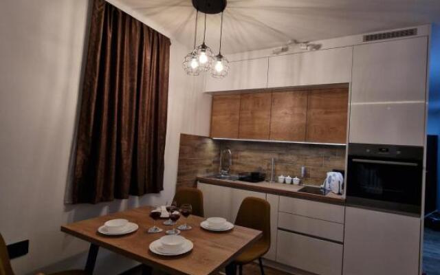 Garnet Star Apartments 1