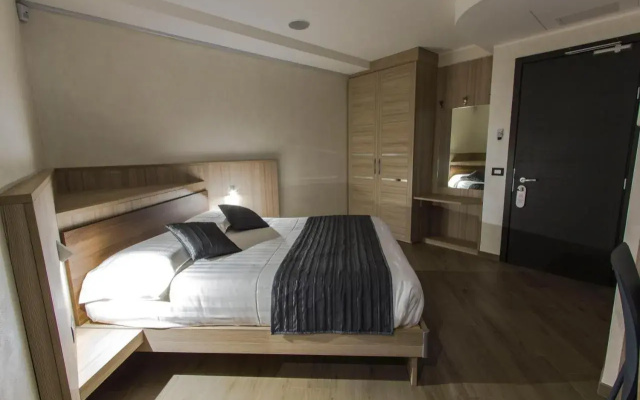 Mito Hotel