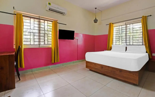 Oyo 87216 Environ La Casa