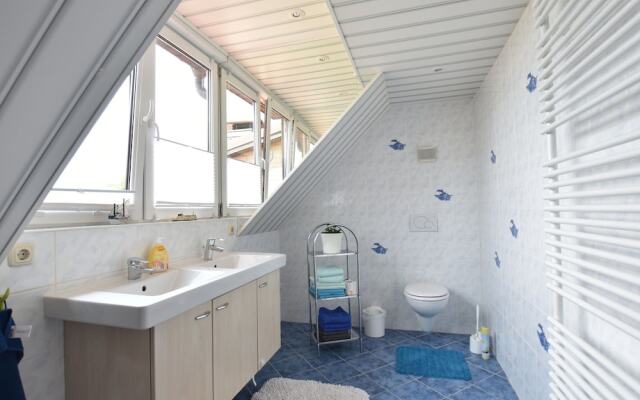 Bright Apartment in Blowatz Near the Sea Beach