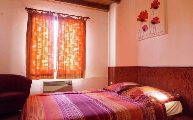 Gorgeous Villa in La Palme With Swimming Pool