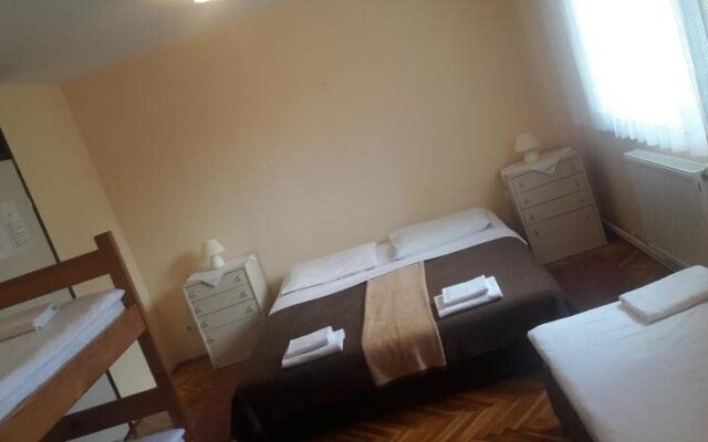 Guesthouse Arnika