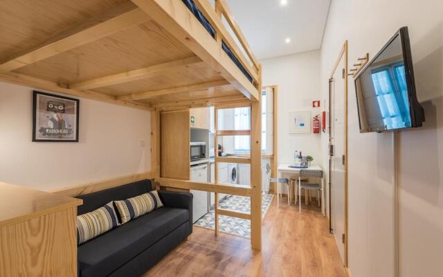 733 Costa Cabral Metro Residence