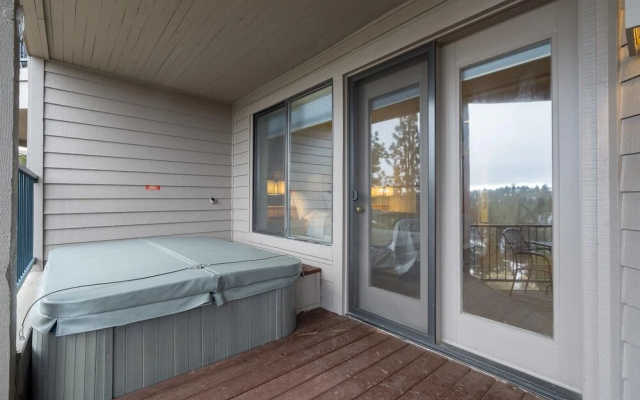 River Ridge 332ab
