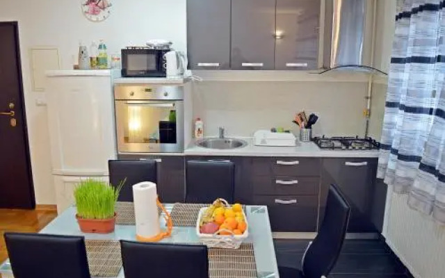 Apartments Tony