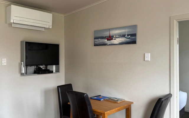 Comfort Inn Sunset – Guest Rooms – Thames