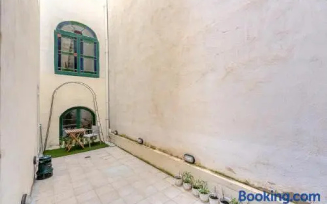 Floriana Suite-hosted by Sweetstay