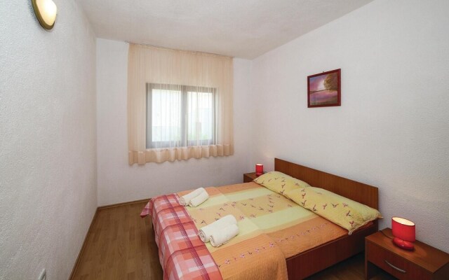 Nice Home in Slatine With Wifi and 5 Bedrooms