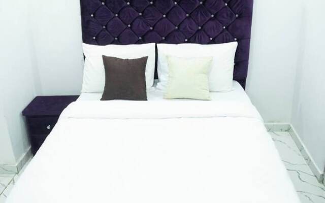 Charming 1-bed Apartment in Abuja