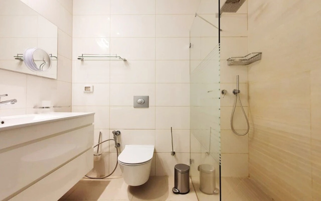 Brand New Apt Pkg included 2 BDR TL15