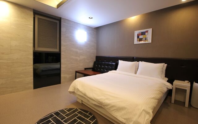 HOTEL Yeogiuhtte Pohang Mundeok