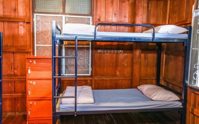 Green Hostel and Skate Park