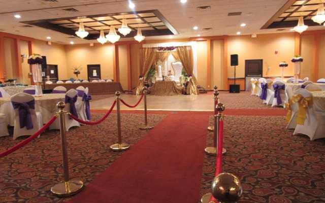 Ramada by Wyndham DFW Airport
