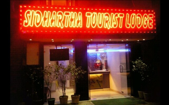 Sidhartha Tourist Lodge
