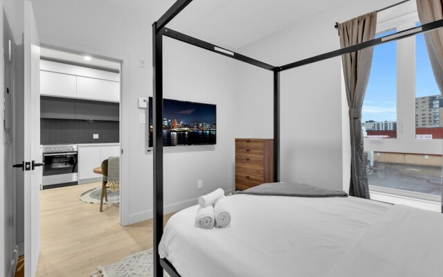 Deluxe Suites Downtown Montreal
