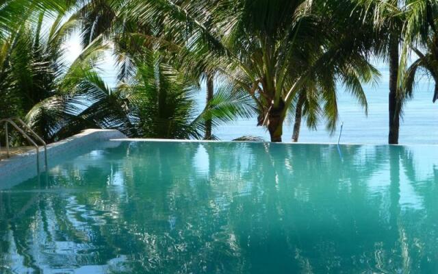RedDoorz Premium @ Flower Beach Anda