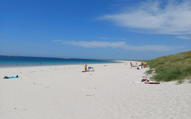 Stone House in Lilia Near Ile Vierge Lighthouse