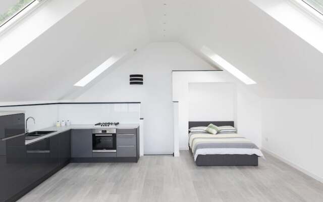 The Wee Glasshouse - Stunning Views of Dalgety Bay