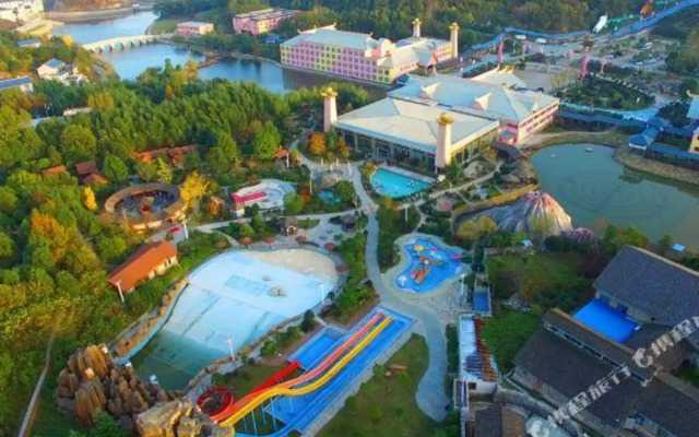 Xiyouji Park Holiday Hotel