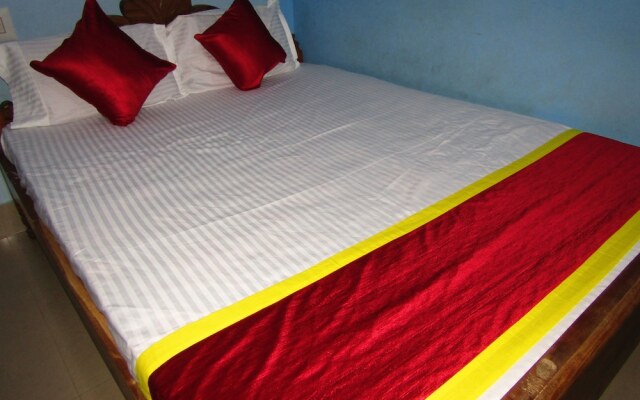 Goroomgo Star Lodge Puri