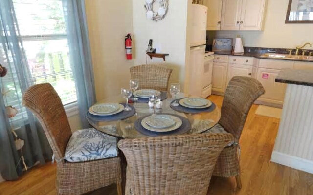 4 Beach Lovers - Unit 2