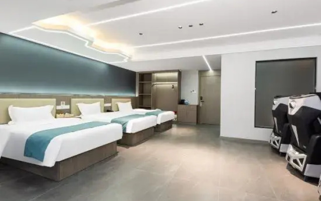 Burton Hotel (Xinyang High-speed Railway East Station)