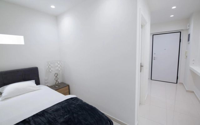WHITE LUX APARTMENT FOR 2 vipgreece