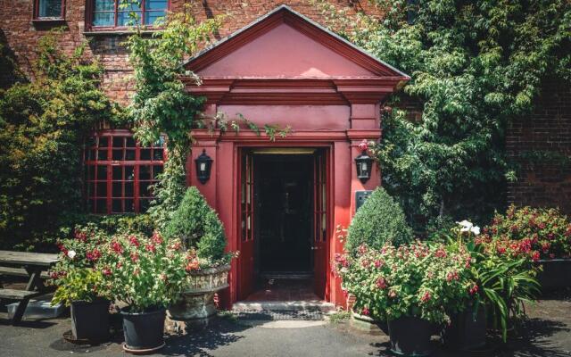 Hundred House Hotel