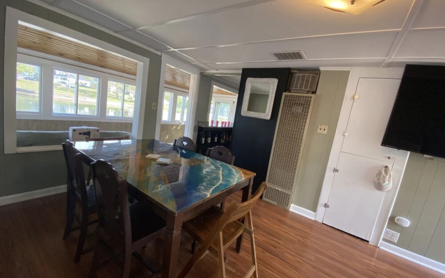 The Onset Beach Compound-Cape Cod Beach Resort & Oceanic Habitat