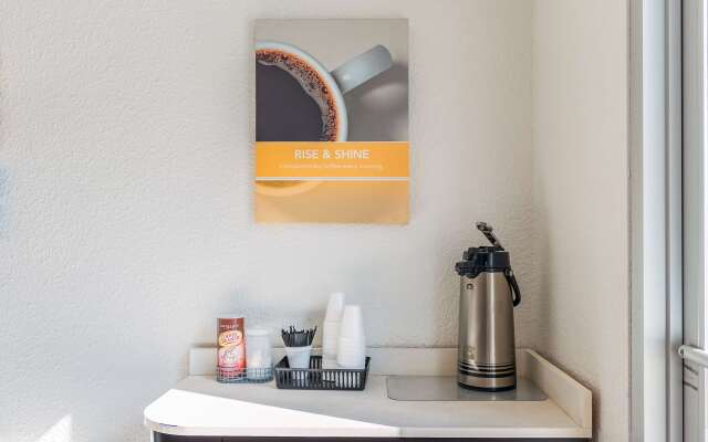 Motel 6 Beaverton, OR