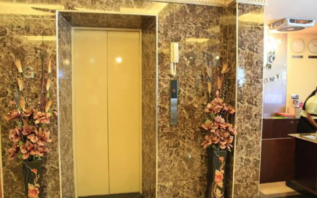 Maleez Lodge Hotel and Restaurant