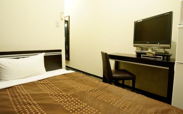 HOTEL LiVEMAX Esaka