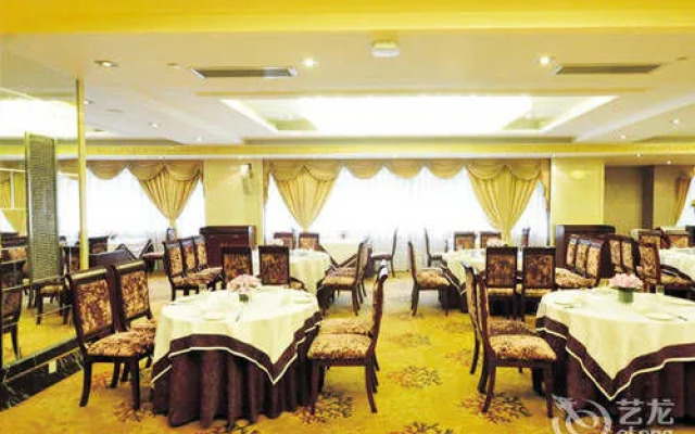 Gaoxiong Hotel